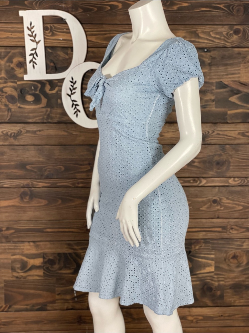 Guess | Breanna Eyelet Lace Light Blue‎ Tie-Front Puff Sleeve Mini Dress Ruffle